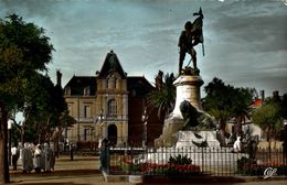 ALGERIE SAIDA LE MONUMENT DE LA LEGION ET LA MAIRIE - Saïda