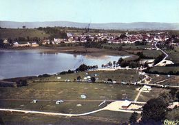 Clairvaux-les-Lacs. Le Camping Et Le Lac. Vue Aérienne. - Clairvaux Les Lacs