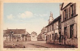 93-TREMBLAY-LES-GONESSE- MAIRIE ECOLE DE GARCONS, ET LA PLACE - Tremblay En France