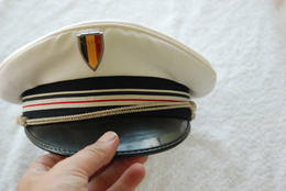 Casquette Obsolette Brigadier Chef Police Francaise - Casques & Coiffures