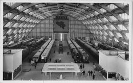 Carte-Photo - BELGIQUE - BRUXELLES - Vue Intérieure Du Grand Palais - Exposition De 1935 - Trains, Locomotives - Transporte Público