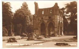 Dryburgh Abbey - Sir Walter Scott's Tomb - 1956 - Seal 'Greetings From Scotland' - Photo Card - Berwickshire