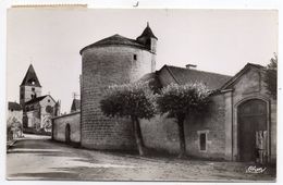 SAINT SEINE SUR VINGEANNE--L'entrée Du Chateau  Et L'église  --cachet --timbre........à  Saisir - Sonstige & Ohne Zuordnung