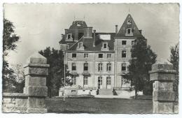 CPSM COLONIE PEUGEOT, CHATEAU D'AUGERANS, Format 9 Cm Sur 14 Cm Environ, JURA 39 - Other & Unclassified