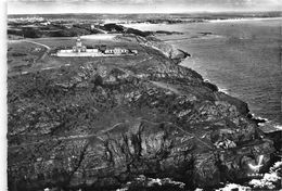 50-CARTERET- LES ROCHERS ET LE PHARE VUE DU CIEL - Carteret