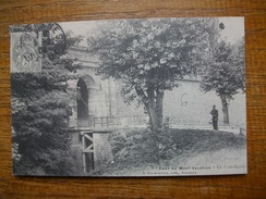 Repro , Cartes D'autrefois , Fort Du Mont-valérien , Le Pont-levis " Carte Animée Militaire De Garde " - Mont Valerien