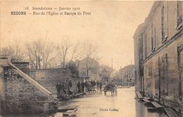 95-BEZONS- INONDATION JANVIER 1910, RUE DE L'EGLISE ET RAMPE DU PONT - Bezons