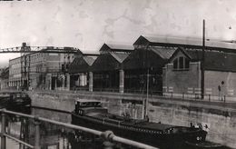 Bruxelles - Groupe Industriel Des Quais De L'Industrie Et Rue Du Bateau (Maison Du Peuple, Péniche, Woonboot, Barge) - Navigazione