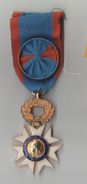 MEDAILLE EDUCATION CIVIQUE 1933 OFFICIER  , émail - Francia