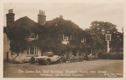 EAST BURNAM - The Crown Inn , Farnham  Royal , Near Slough   ( Belle Voiture Ancienne ) - Autres & Non Classés