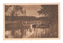 CPA 18 VOUZERON CHÂTEAU Le Pont Des Pêcheurs - Vouzeron