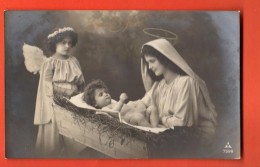 GAH-03  Noël, Marie Et Jésus Dans Un Berceau, Ange. Circulé En 1919 - Autres & Non Classés
