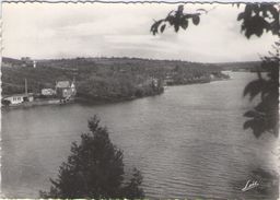 CPSM Grand Format 22 Côtes D'Armor - JUGON - Une Vue Sur Le Lac - Jugon-les-Lacs