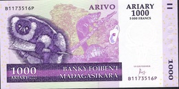 MADAGASCAR P89c 1000 ARIARY  2004  BP Signature 7 Issued 2016 UNC. - Madagaskar