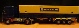 Camion - Poids Lourd - Renault Premium  "Michelin" - Majorette 1/60 (bibendum) - Camiones, Buses Y Construcción