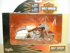 Maisto Harley-davidson 1:18  1968 Flh Electra Glide - Motorfietsen