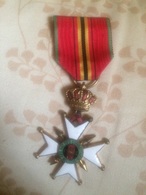 Croce Medaglia Smaltata Fed. Nat. Combattants - Belgique - Belgio