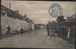 CPA Moneteau Monéteau Route D'Auxerre Très Animée CAD Les Sièges 4 9 06 Yonne - Moneteau