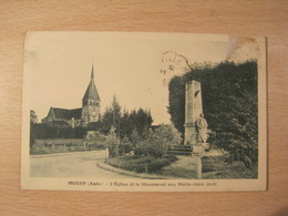 Mussy - L'Eglise Et Le Monument Aux Morts - Mussy-sur-Seine