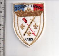 REF 10 : Écusson Patch Thème TIR A L'ARC Archerie Archer Arc Club LE PERREUX - Archery