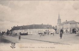 CPA Dept 89 CERISIERS La Place De La Mairie - Cerisiers