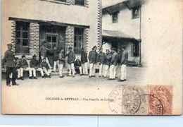 37 - METTRAY --  Colonie - La Famille De Colonie - Mettray