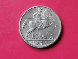 Espagne 10 Centimos 1945 Gouv.nationaliste Km#766   Superbe  Aluminium - 10 Centimos