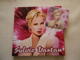 SYLVIE VARTAN VOIR PHOTO ANCIEN LIVRE.+ CD.. REGARDEZ MES VENTES ! J'EN AI D'AUTRES - Magazines & Catalogues