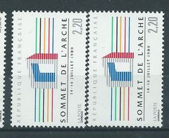 [19] Variétés : N° 2600 Sommet De L'Arche Signature LONSDALE Et LA POSTE Se Touchant + Normal ** - Unused Stamps