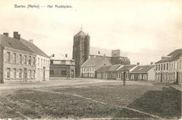 Baelen : Het Marktplein Met Kerk - Balen