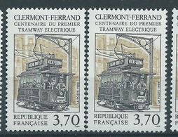 [20] Variétés : N° 2608 Tramway électrique Fond Déplacé Vers Le Bas + Normal  ** - Unused Stamps