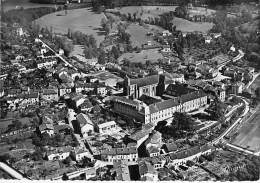 ** Lot De 2 Cartes ** 87 - ABBAYE De SOLIGNAC :  2 CPSM Grand Format Années 70 Dont 1 Dentelée N/B - Haute Vienne - Autres & Non Classés