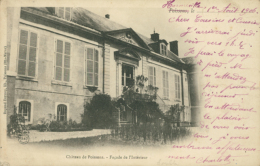 52 POISSONS / Château  - Façade De L'Intérieur / - Poissons