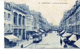 Cpa Cherbourg La Rue De La Fontaine Animée - Cherbourg