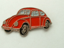 Pin's  VOLKSWAGEN COCCINELLE - Volkswagen