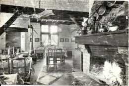 Braine-l'Alleud - Waterloo (1420) : Intérieur De La Salle De Restaurant De L'auberge Historique Du "Bivouac". CPSM. - Eigenbrakel