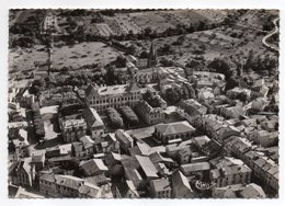 COMBRONDE -- Vue Aérienne Sur La Place De La Gendarmerie,Hôtel De Ville Et église - Combronde