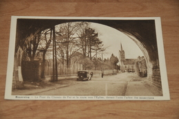 1215-  BEAURAING : Le Pont Du Chemin De Fer, Eglise  Auto  Car - Animée - Beauraing