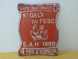 Plaque Concours "AVICULTURE" St Gely Du Fesc 1990. - Animals
