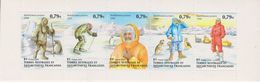 TAAF 2003 Clothing Booklet ** Mnh (38658) - Libretti