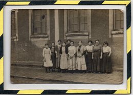 VERITABLE CARTE-PHOTO. - . A IDENTIFIER - Genealogie