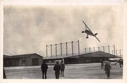 13-ISTRES-AVIATION- VOL EN CRABE DE " DETROYAT " - Istres