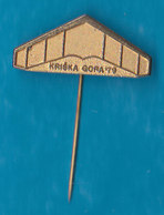 Parachuting Paragliding Kriska Gora 1979 Slovenia Pin - Parachutisme