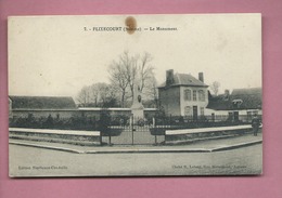 CPA - Flixecourt  -(Somme) - Le Monument - Flixecourt