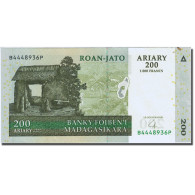 Billet, Madagascar, 200 Ariary, 2004-2006, 2004, KM:87a, SPL - Madagascar