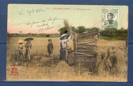 COCHINCHINE CARTE POSTALE LE BATTAGE DU RIZ - Covers & Documents