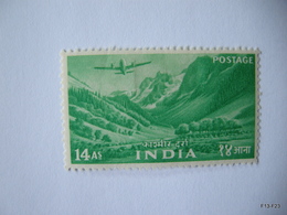 INDIA 1955. Five Years Plan - 14a. Kashmir Landscape, SG 365 - 14a - Green. MH - Neufs