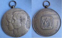 Médaille  25eme Anniversaire 1896 – 1921 Fondation De La St Martin à Dave . Albert Et Elisabeth Par  De Smeth - Other & Unclassified