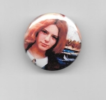 DIVERS  France Gall " Badge " - Other Products