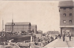 GLOUCESTER - The Basin - Gloucester Docks - Gloucester